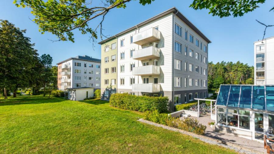 Nya bostäder i parken